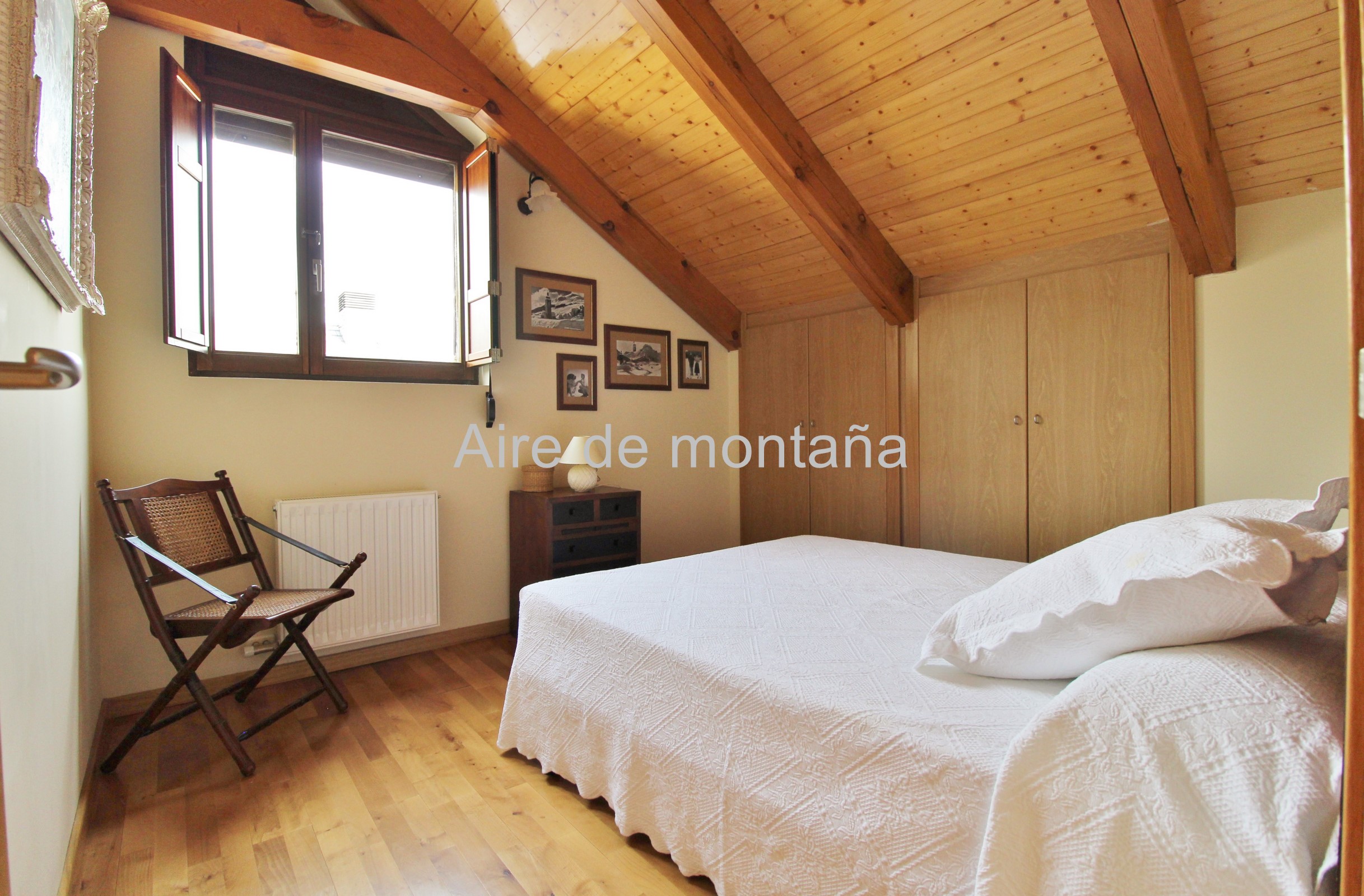 Amplitud y confort en esta vivienda de Castiello de Jaca - Aire de Montaña
