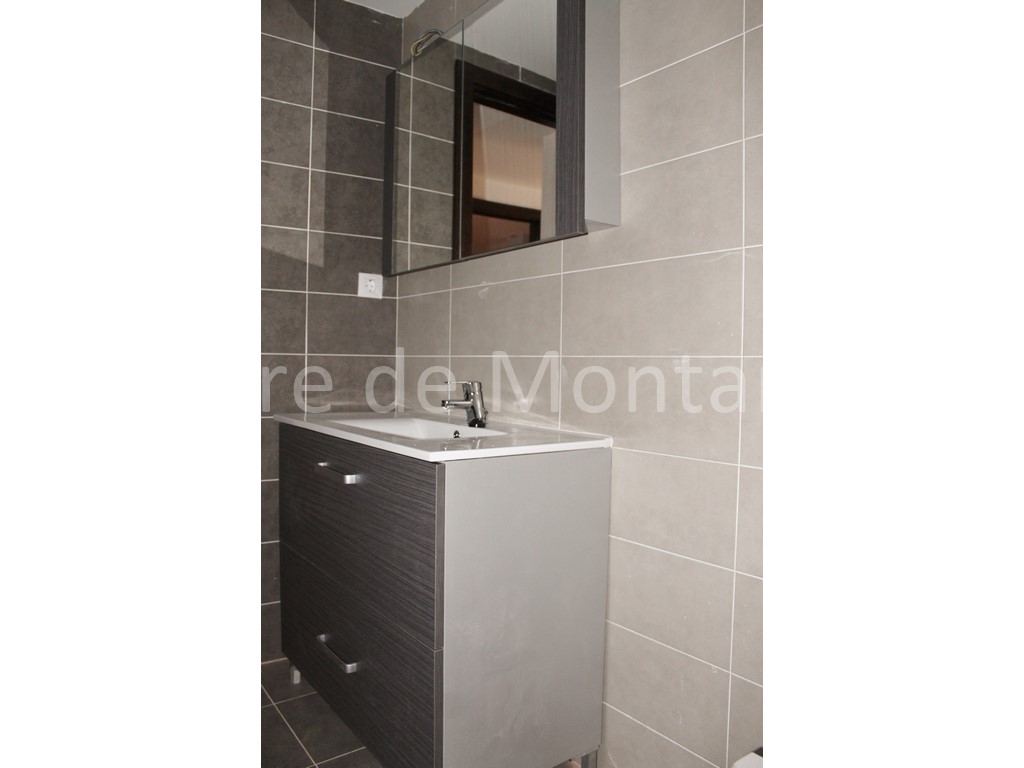 venta piso jaca piso en el centro de jaca aire de monta 241 a venta piso jaca piso en el centro de jaca aire de monta 241 a