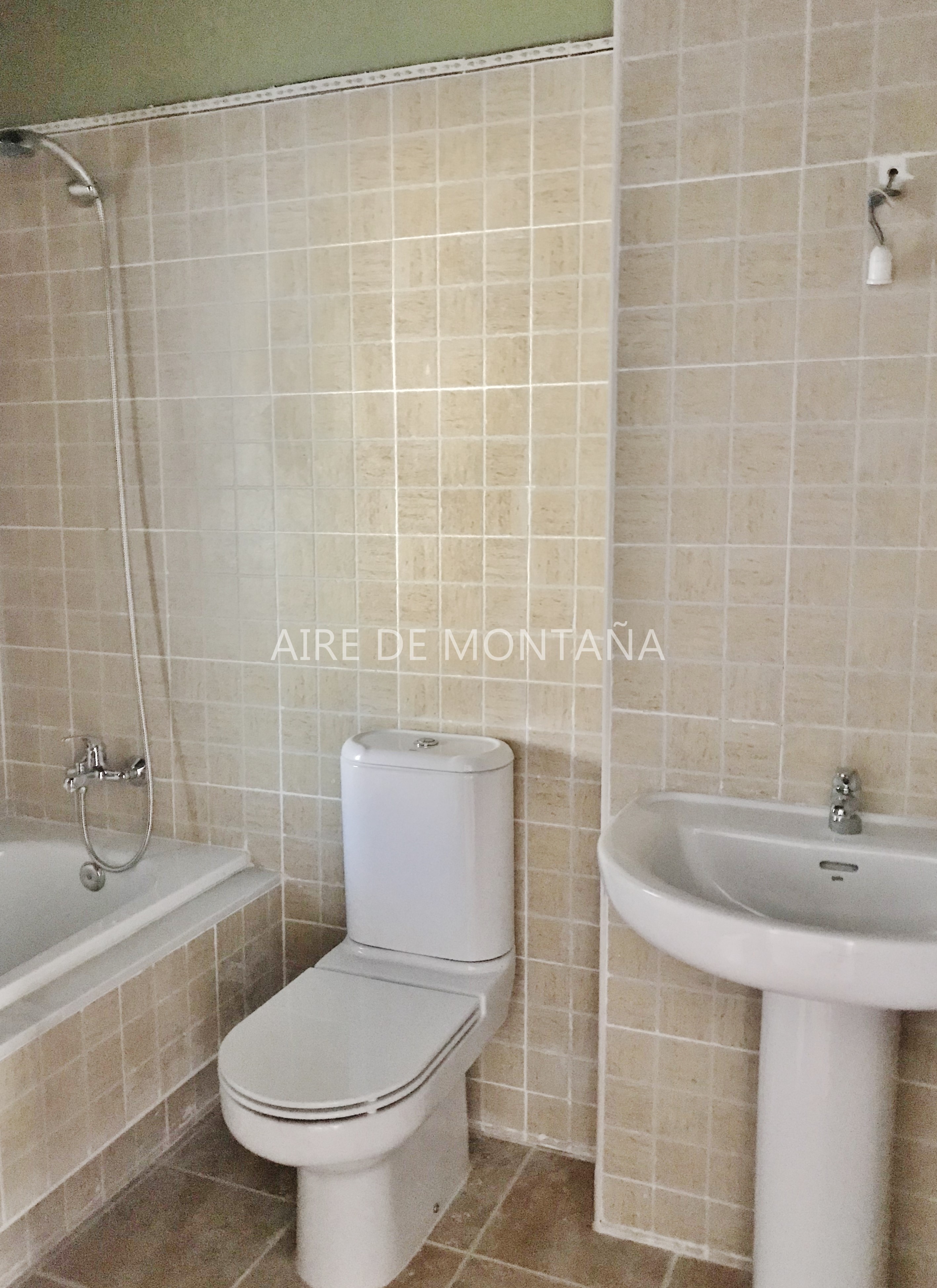 Chalet adosado - Aire de Montaña